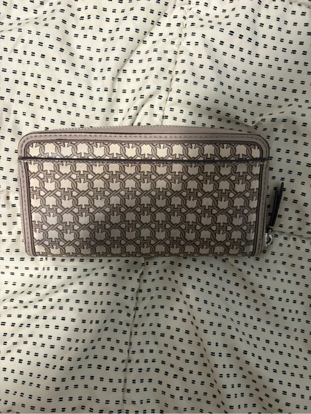 kate spade elegant zip